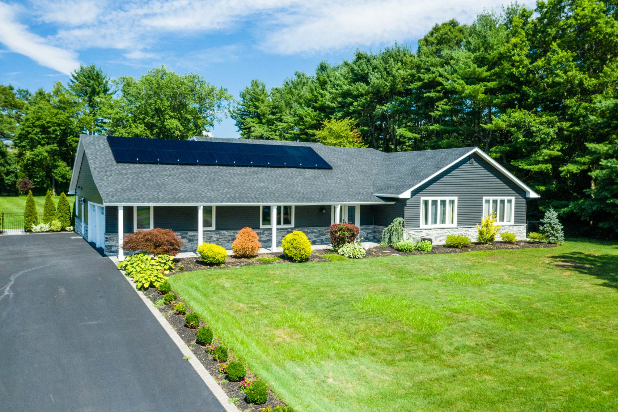 Many homeowners are asking themselves "should I go solar?" in order to save money on electricity bills all year.